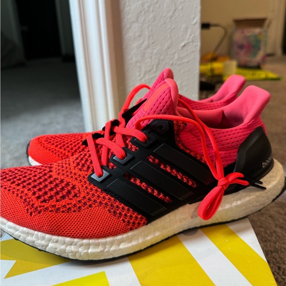Adidas ultra boost 1.0 og solar red running shoes gym workout trail sz 8 - Picture 3 of 9